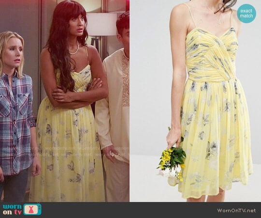 ASOS WEDDING Rouched Midi Dress in Sunshine Floral Print worn by Tahani Al-Jamil (Jameela Jamil) on The Good Place