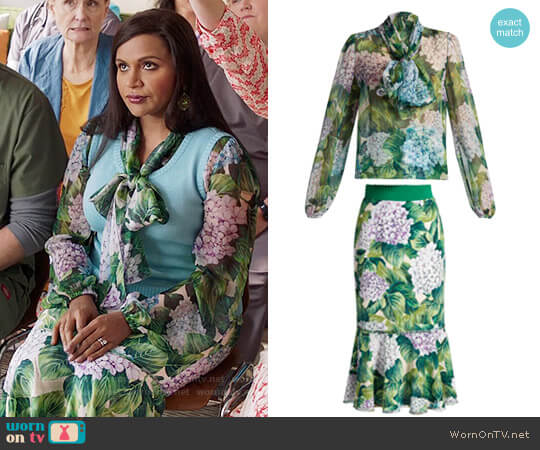 Dolce & Gabbana Hydrangea Print Blouse and Skirt worn by Mindy Lahiri (Mindy Kaling) on The Mindy Project