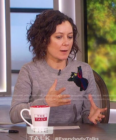 Sara’s grey patch sweater on The Talk