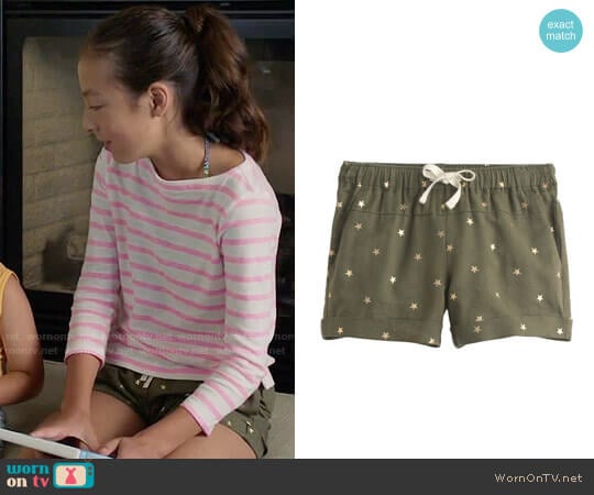 J. Crew Girls' Linen Cotton Shorts in Star Print worn by Lily Tucker-Pritchett (Aubrey Anderson-Emmons) on Modern Family