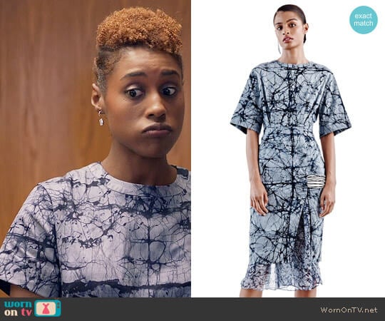 Maki Oh Marble Constellation Adire Dress worn by Issa Dee (Issa Rae) on Insecure