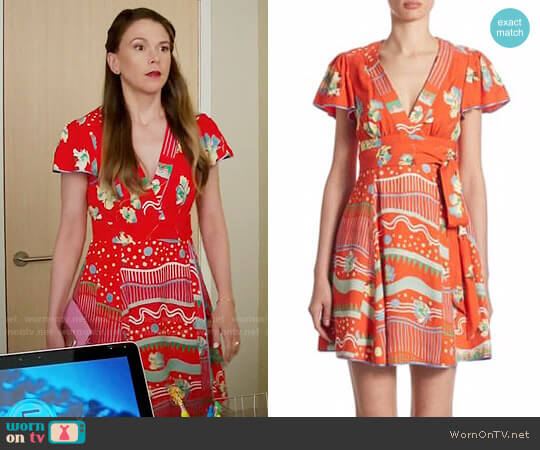 Marc Jacobs Floral-Print V-Neck Dress worn by Liza Miller (Sutton Foster) on Younger