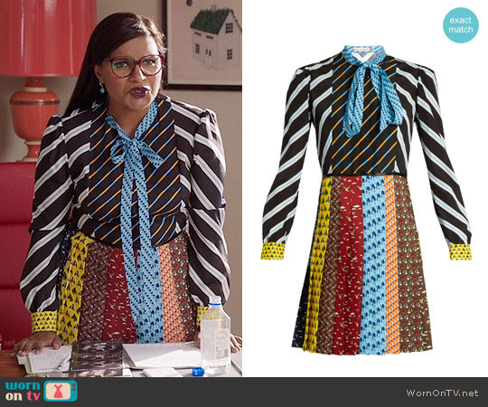 Mary Katrantzou Knight Dress worn by Mindy Lahiri (Mindy Kaling) on The Mindy Project