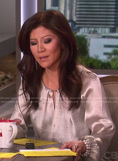 Julie's metallic keyhole top on The Talk