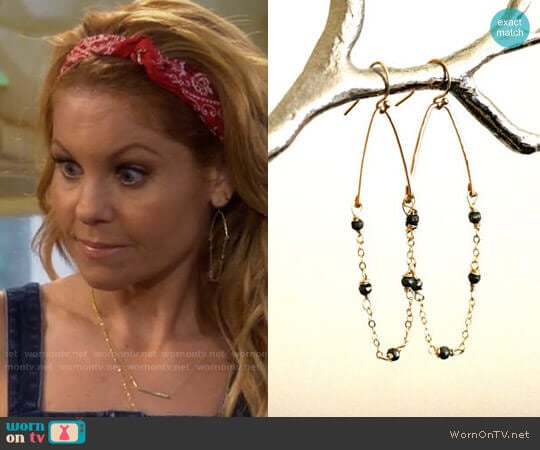 Vitrine Pyrite and Gold Earrings worn by DJ Tanner-Fuller (Candace Cameron Bure) on Fuller House