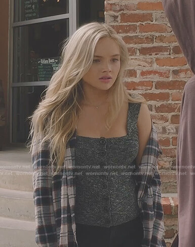 Lauren’s grey button front tank top on The Gifted