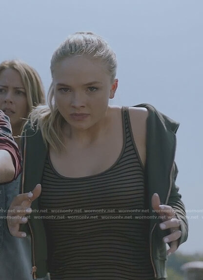 Lauren's brown striped tank top on The Gifted