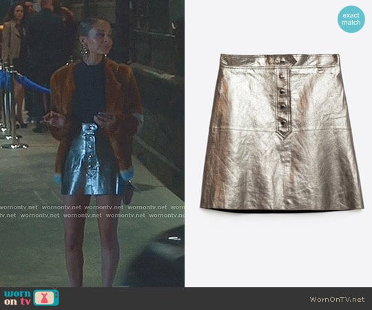 Metallic Leather Skirt by Zara worn by Portia Scott-Griffith (Nicole Richie) on Great News