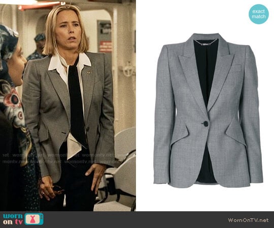 Alexander McQueen Tailored Blazer worn by Elizabeth McCord (Téa Leoni) on Madam Secretary