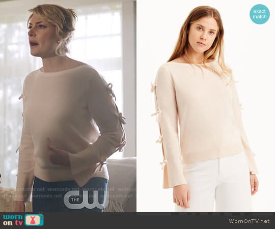 Club Monaco Debren Sweater worn by Alice Cooper (Mädchen Amick) on Riverdale