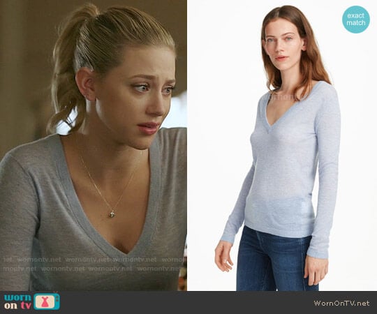 Club Monaco Kenzee Sweater worn by Betty Cooper (Lili Reinhart) on Riverdale