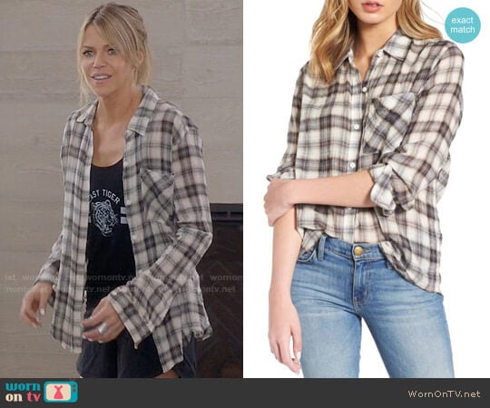 Current Elliott The Everyday Shirt in Crescent Moon  worn by Mackenzie Murphy (Kaitlin Olson) on The Mick