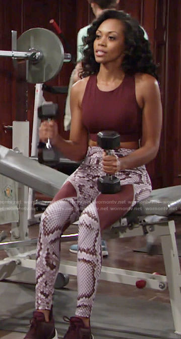 Hilary’s snake print leggings on The Young and the Restless