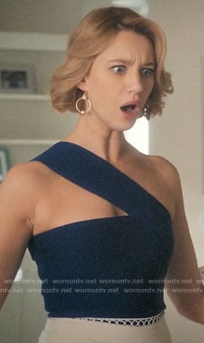 Petra's blue one-shoulder top and white shorts on Jane the Virgin