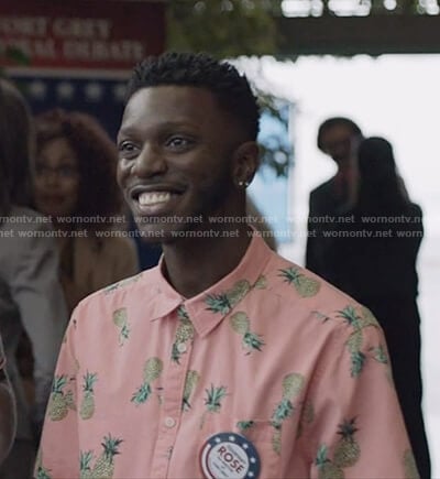 Jermaine’s pink pineapple print shirt on The Mayor