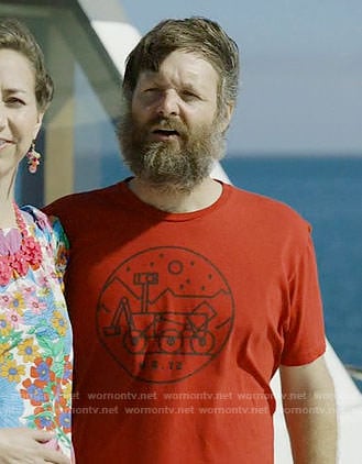 Tandy’s Mars Rover graphic tee on Last Man on Earth