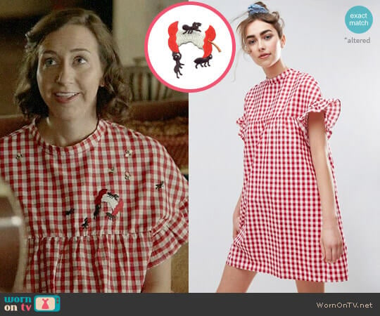 WornOnTV: Carol’s red gingham check dress on Last Man on Earth ...