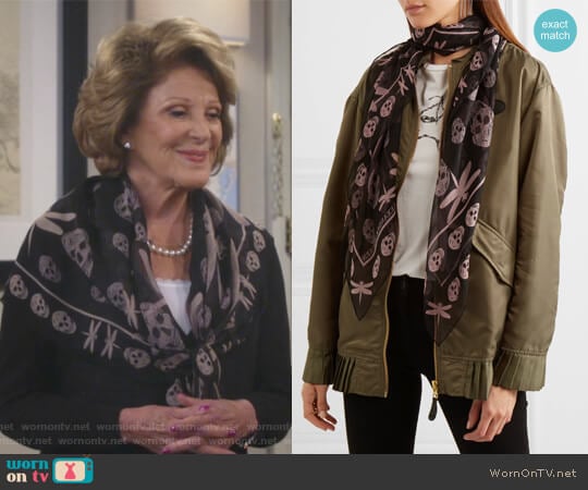 Printed Silk-chiffon Scarf by Alexander McQueen worn by Judy Roberts (Linda Lavin) on 9JKL