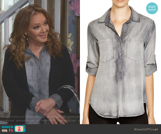 Pullover Top by Bella Dahl worn by Vanessa Cellucci (Leah Remini) on Kevin Can Wait