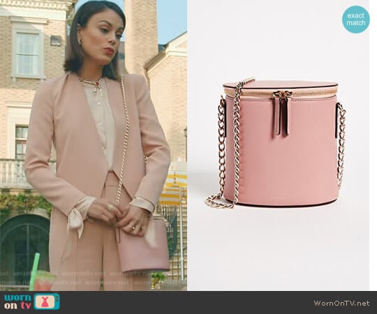 'Perla' Chain Bag by Cuero & Mor worn by Cristal Flores (Nathalie Kelley) on Dynasty