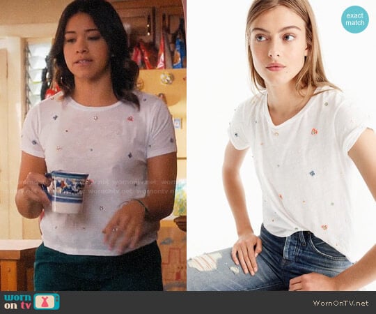 J. Crew Embellished floral T-shirt worn by Jane Villanueva (Gina Rodriguez) on Jane the Virgin