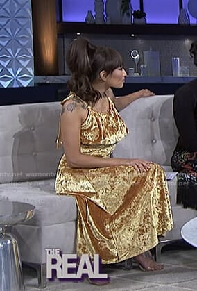 Jeannie's gold velvet dress on The Real