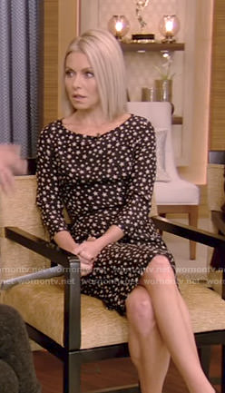 Kelly’s black star print dress on Live with Kelly and Ryan