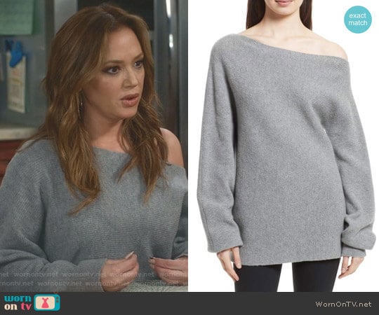 One-Shoulder Merino Wool Sweater by Theory worn by Vanessa Cellucci (Leah Remini) on Kevin Can Wait