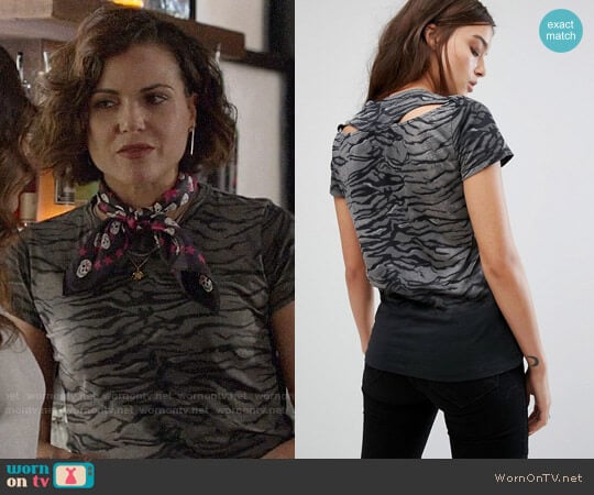 All Saints Sweat T-Shirt in Tiger Print worn by Regina Mills (Lana Parrilla) on Once Upon A Time