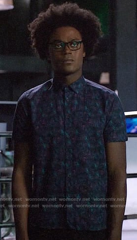 Curtis's purple printed shirt on Arrow