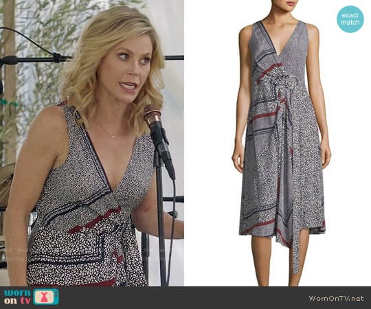 Derek Lam 10 Crosby Print Pleated Silk Wrap Dress worn by Claire Dunphy (Julie Bowen) on Modern Family