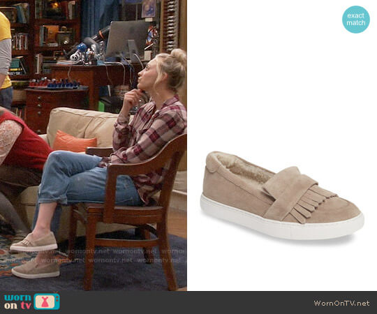 Kenneth Cole New York Kobe Sneakers worn by Penny Hofstadter (Kaley Cuoco) on The Big Bang Theory