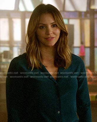 Paige's teal green button down blouse on Scorpion