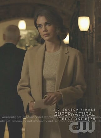 Cristal’s gold cropped top and skirt on Dynasty