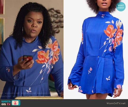 Gemma Printed Mock-Neck Tunic by Free People worn by Dina Rose (Yvette Nicole Brown) on The Mayor