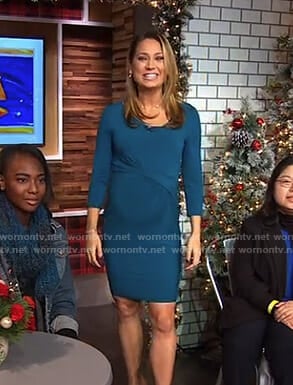 Ginger's green ruched front maternity dress on Good Morning America