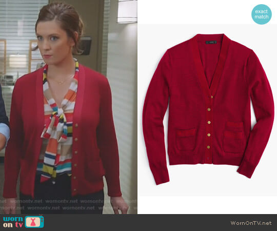 'Harlow' Cardigan by J. Crew worn by Katherine Wendelson (Briga Heelan) on Great News