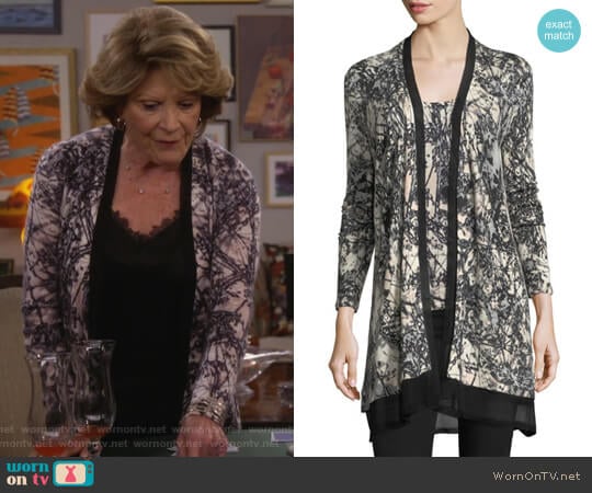 Burst-Print Open Cashmere Cardigan by Neiman Marcus Cashmere Collection worn by Judy Roberts (Linda Lavin) on 9JKL