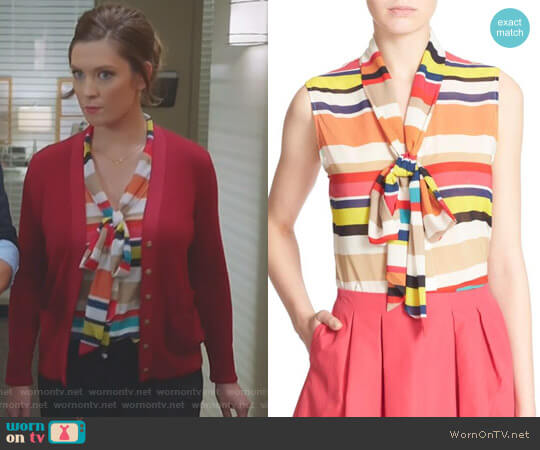 'Indira' Top by Alice + Olivia worn by Katherine Wendelson (Briga Heelan) on Great News