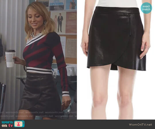'Lennon' Mini Skirt by Alice + Olivia worn by Portia Scott-Griffith (Nicole Richie) on Great News