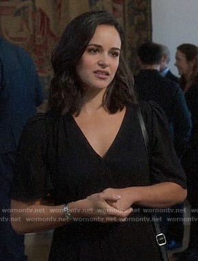 Amy's black short sleeve dress on Brooklyn Nine-Nine