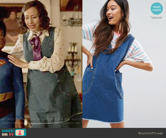 ASOS Denim Chuck On Mini Dress worn by Carol Pilbasian (Kristen Schaal) on Last Man On Earth