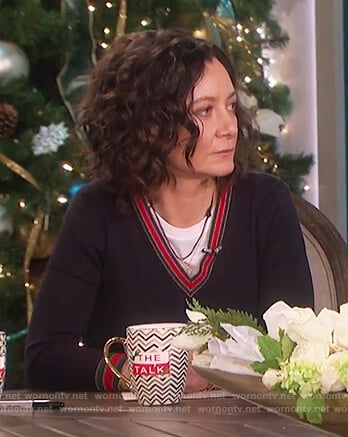 Sara's blue knitted sweater on The Talk