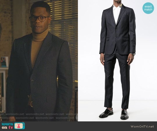 Dotted Suit by Gucci worn by Jeff Colby (Sam Adegoke) on Dynasty