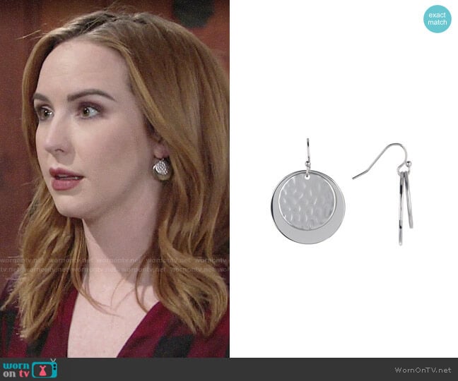 Halogen Hammered Metal Double Disc Earrings worn by Mariah Copeland (Camryn Grimes) on The Young and the Restless