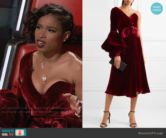 WornOnTV Jennifer Hudson s red velvet one sleeve dress on The Voice Jennifer Hudson Clothes and Wardrobe from TV