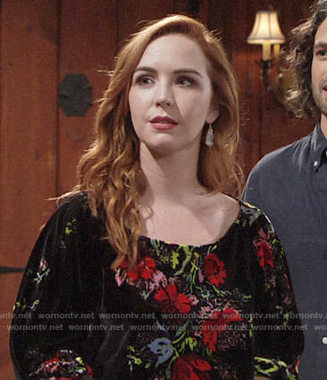 Mariah’s floral velvet top on The Young and the Restless