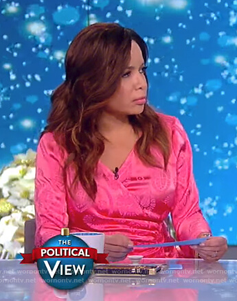 Sunny's pink silk wrap top on The View