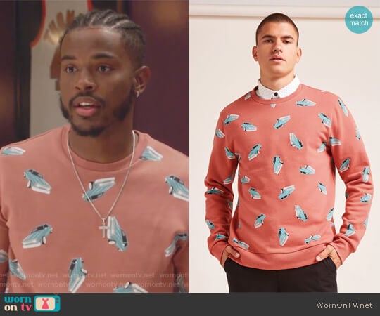 Car Print Sweatshirt by Forever 21 worn by Aaron Jackson (Trevor Jackson) on Grown-ish