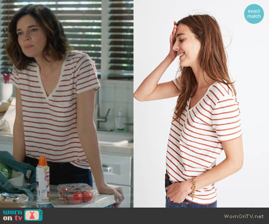 Whisper Cotton V-Neck Pocket Tee in Abilene Stripe by Madewell worn by Heather Hughes (Betsy Brandt) on Life in Pieces